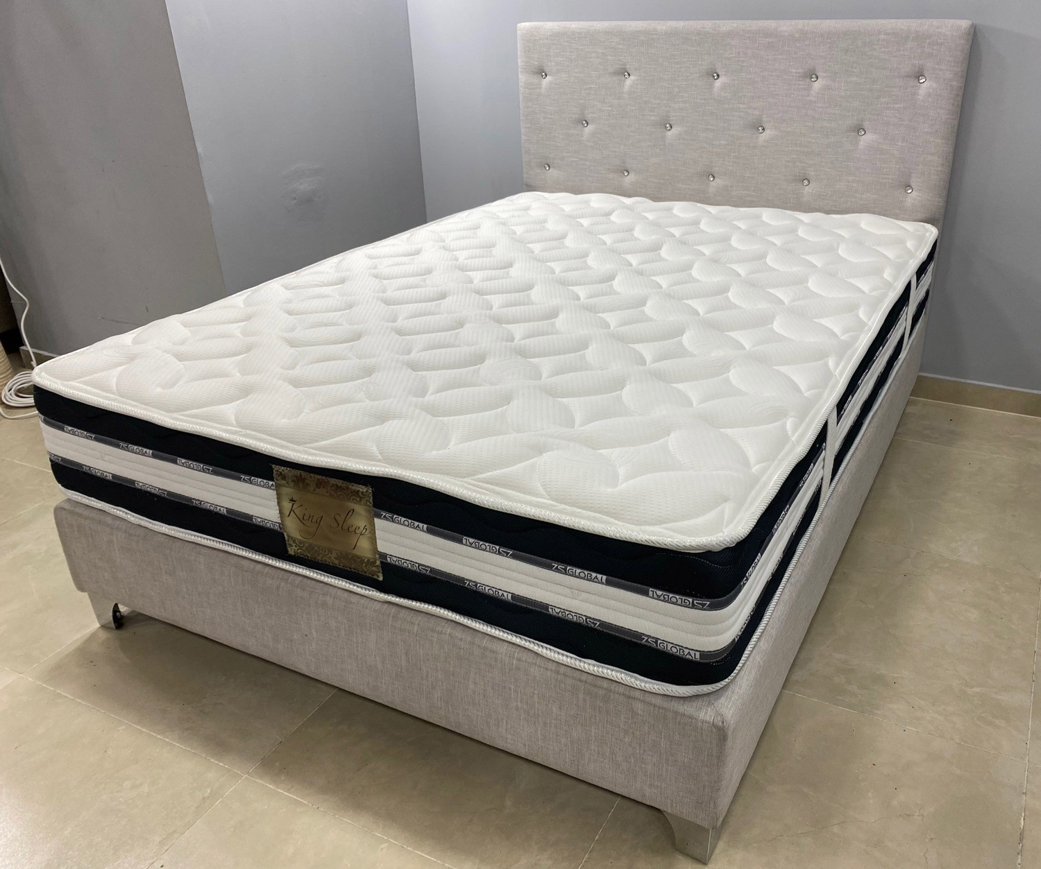 ���� ���� ���� ��������  ��� ������ �� ����� ���� KING SLEEP ��� �����