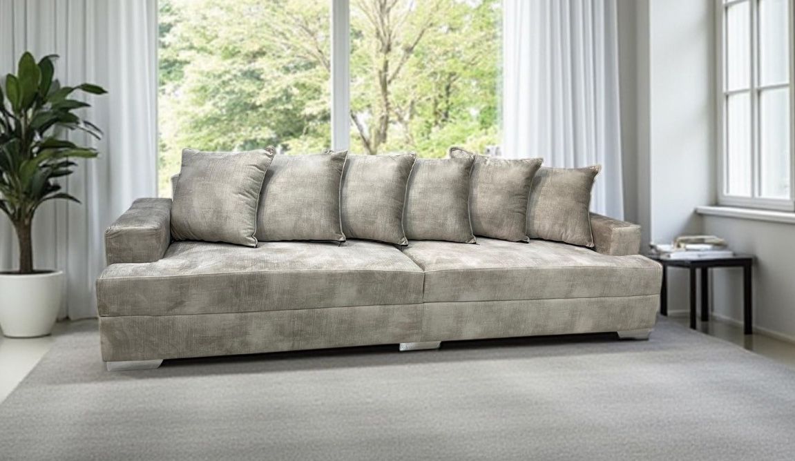 ��� ��� ����� 300 �"� ������ ����� ����� 6 ����� ��, ������ ��� ���� ������ �� ����� ��� �����