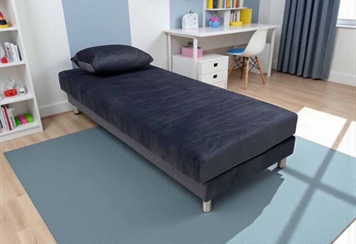 מיטת ילדים ונוער ברוחב 80 ס"מ אורטופדית הכוללת מזרן ספוג קשיח, ארגז מצעים ומרופדת בבד פנדה רך וקטיפתי דגם דליות מיטת ילדים ונוער ברוחב 80 ס"מ אורטופדית הכוללת מזרן ספוג קשיח, ארגז מצעים ומרופדת בבד פנדה רך וקטיפתי דגם דליות